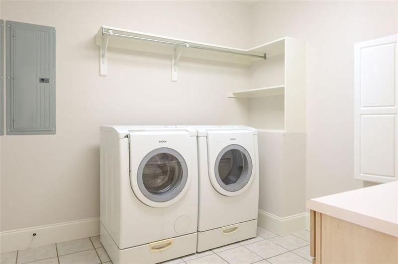 Image for property 8 Irwin Court, Rome, GA 30165