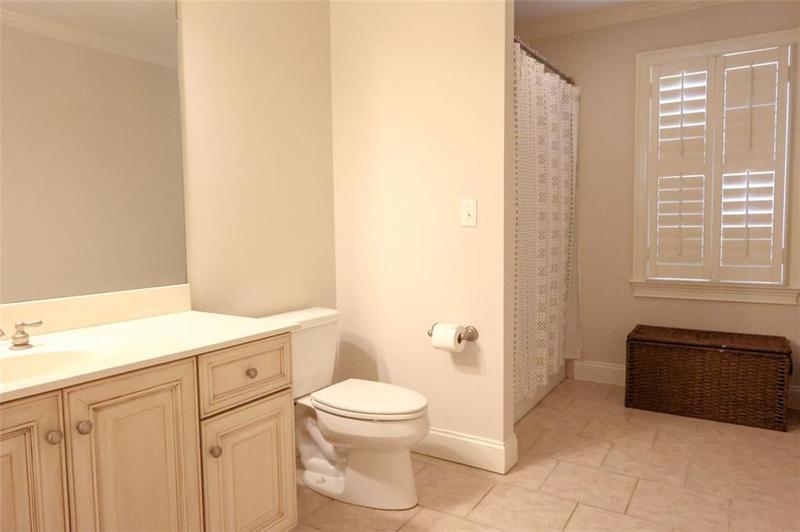 Image for property 8 Irwin Court, Rome, GA 30165