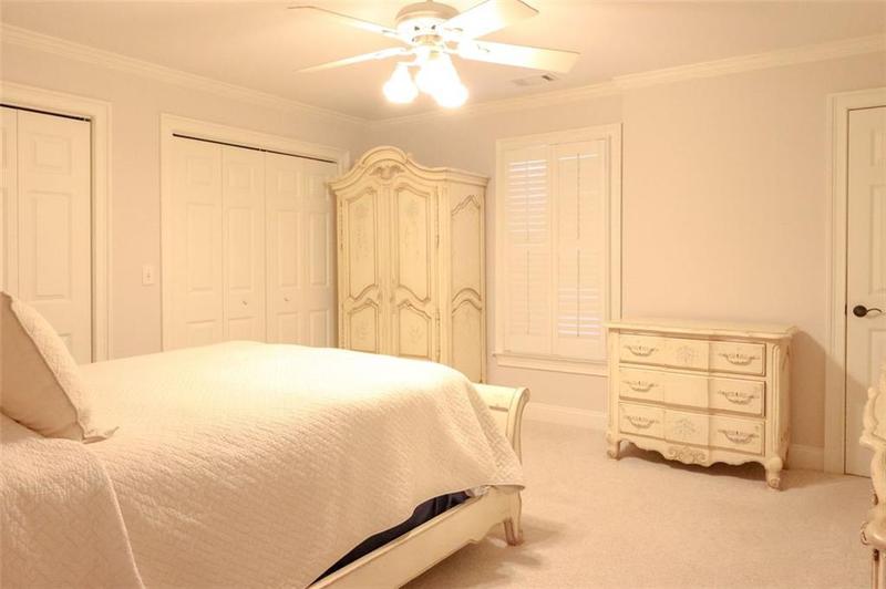 Image for property 8 Irwin Court, Rome, GA 30165