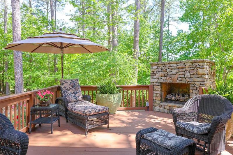 Image for property 8 Irwin Court, Rome, GA 30165