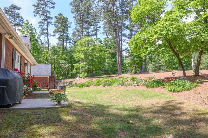 Image for property 8 Irwin Court, Rome, GA 30165