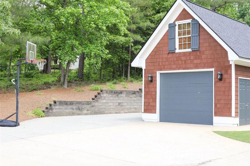 Image for property 8 Irwin Court, Rome, GA 30165