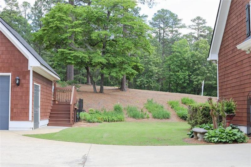 Image for property 8 Irwin Court, Rome, GA 30165