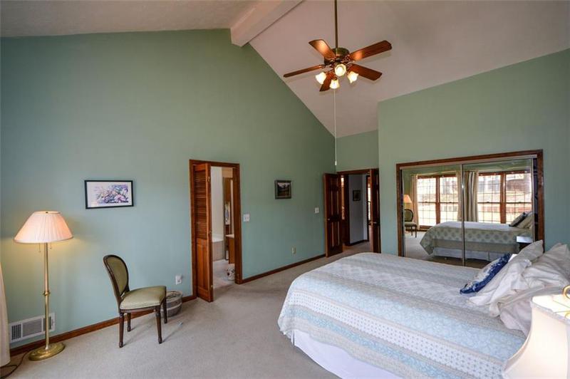 Image for property 118 HERITAGE Way, Peachtree City, GA 30269