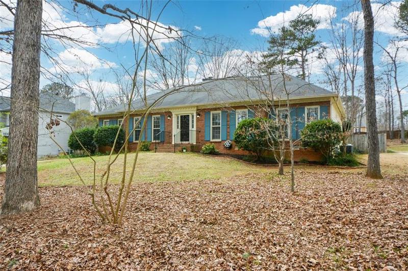 Image for property 118 HERITAGE Way, Peachtree City, GA 30269