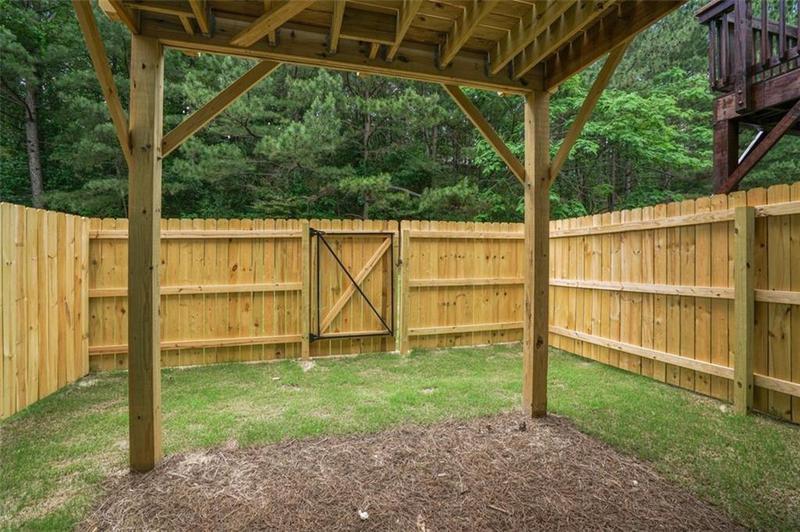 Image for property 886 Society Circle, Atlanta, GA 30331