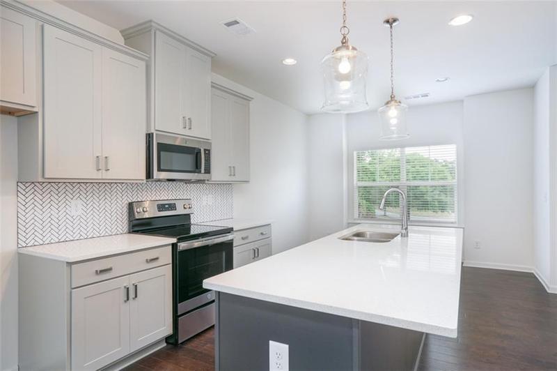 Image for property 886 Society Circle, Atlanta, GA 30331