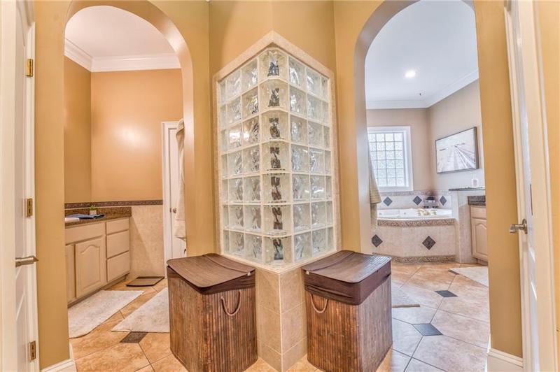 Image for property 31 Meadow Lakes Terrace, Cedartown, GA 30125