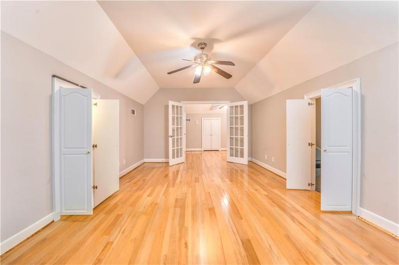 Image for property 31 Meadow Lakes Terrace, Cedartown, GA 30125