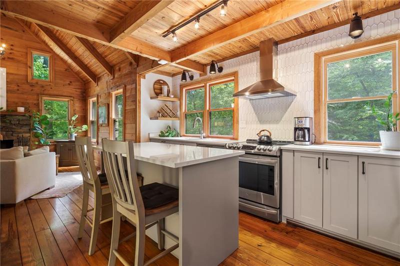 Image for property 15 Gentle Dove Walk, Big Canoe, GA 30143