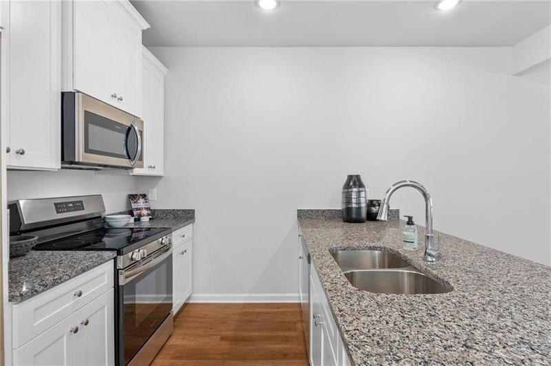 Image for property 1916 School House Lane, Temple, GA 30179