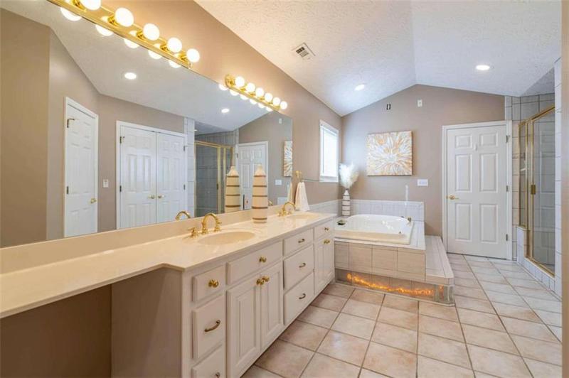 Image for property 50 County Road 537, Centre, AL 35960