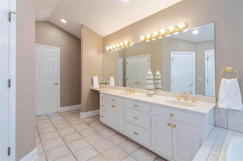 Image for property 50 County Road 537, Centre, AL 35960