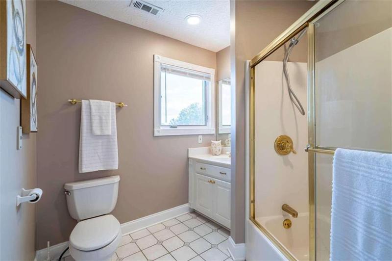 Image for property 50 County Road 537, Centre, AL 35960