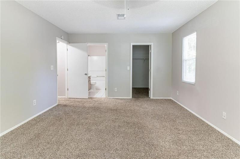 Image for property 5439 Farmview Close, Stone Mountain, GA 30088