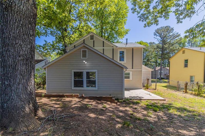 Image for property 5439 Farmview Close, Stone Mountain, GA 30088
