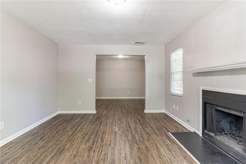 Image for property 5439 Farmview Close, Stone Mountain, GA 30088