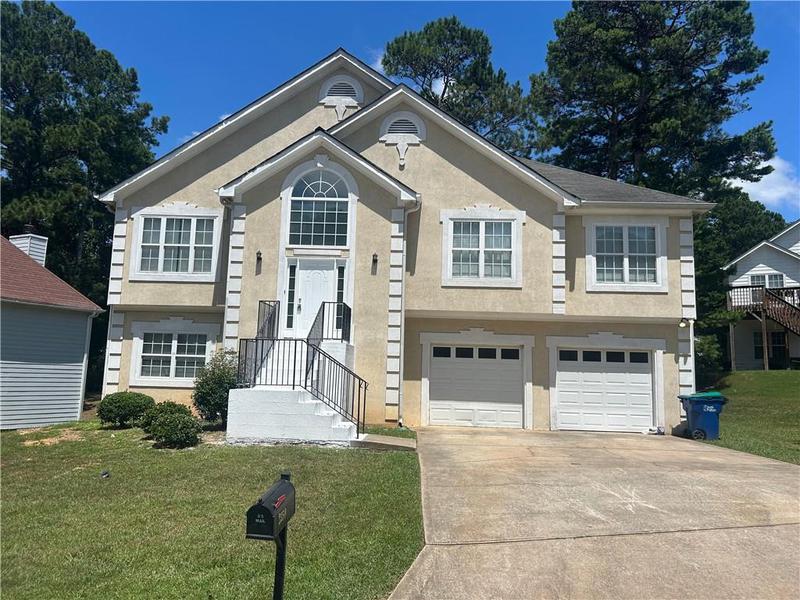 Image for property 2350 Lake Royale Drive, Riverdale, GA 30296