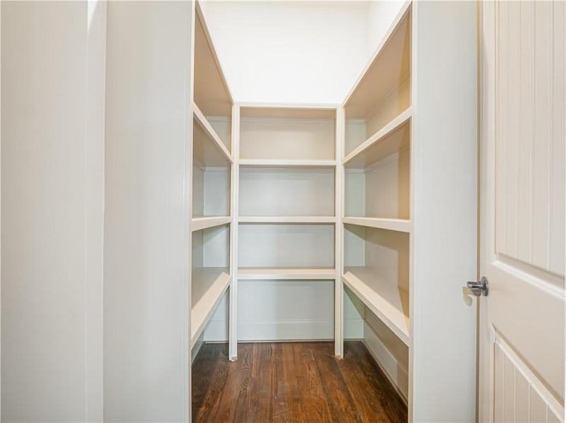 Image for property 987 Kora Drive, Marietta, GA 30064