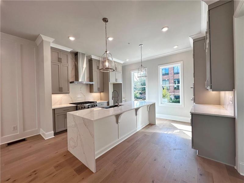 Image for property 285 Briscoe Way 2, Alpharetta, GA 30009