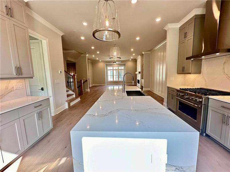 Image for property 285 Briscoe Way 2, Alpharetta, GA 30009