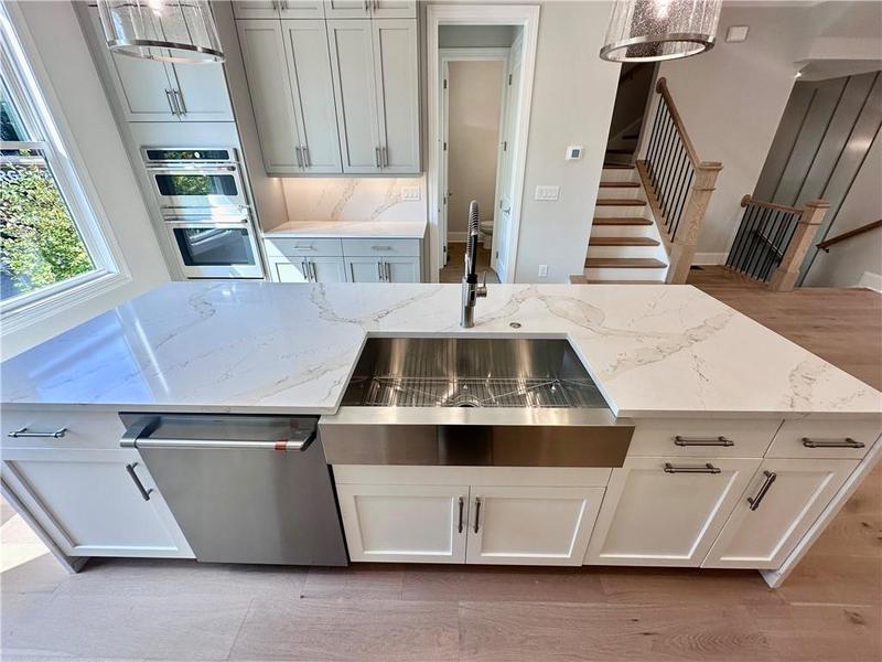 Image for property 285 Briscoe Way 2, Alpharetta, GA 30009