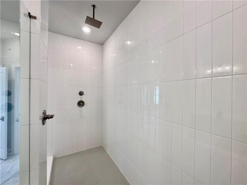 Image for property 285 Briscoe Way 2, Alpharetta, GA 30009