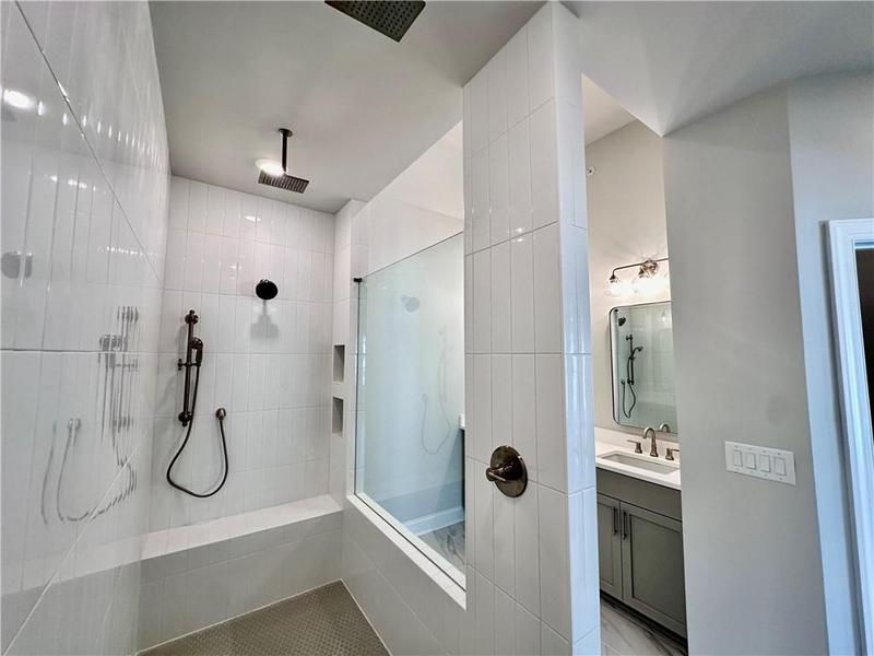 Image for property 285 Briscoe Way 2, Alpharetta, GA 30009