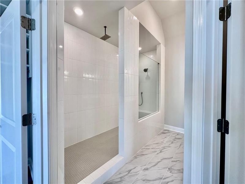 Image for property 285 Briscoe Way 2, Alpharetta, GA 30009