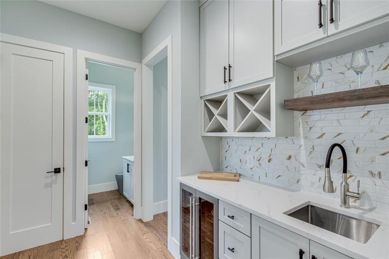 Image for property 6106 BLUEWATER Boulevard, Gainesville, GA 30506