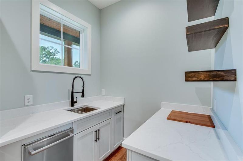 Image for property 6106 BLUEWATER Boulevard, Gainesville, GA 30506