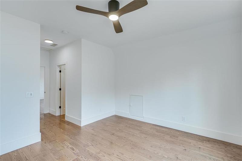 Image for property 6106 BLUEWATER Boulevard, Gainesville, GA 30506