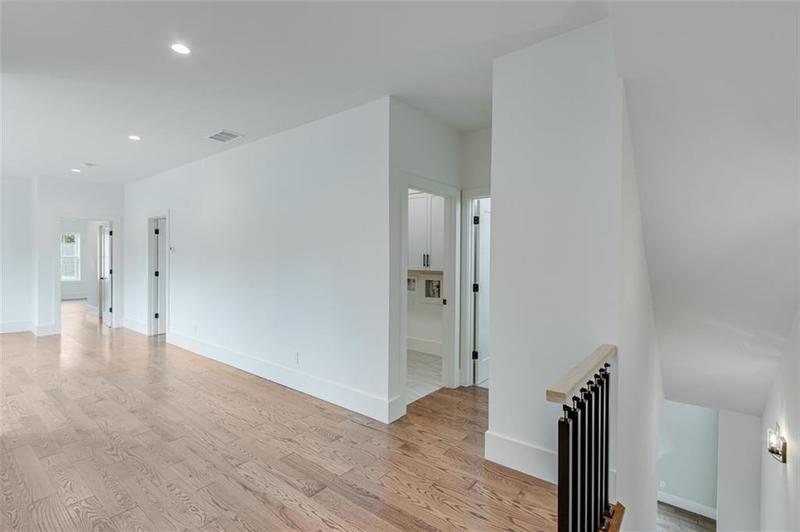 Image for property 6106 BLUEWATER Boulevard, Gainesville, GA 30506
