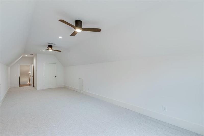 Image for property 6106 BLUEWATER Boulevard, Gainesville, GA 30506