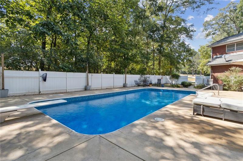 Image for property 34 Smokey Hollow Road, Jefferson, GA 30549