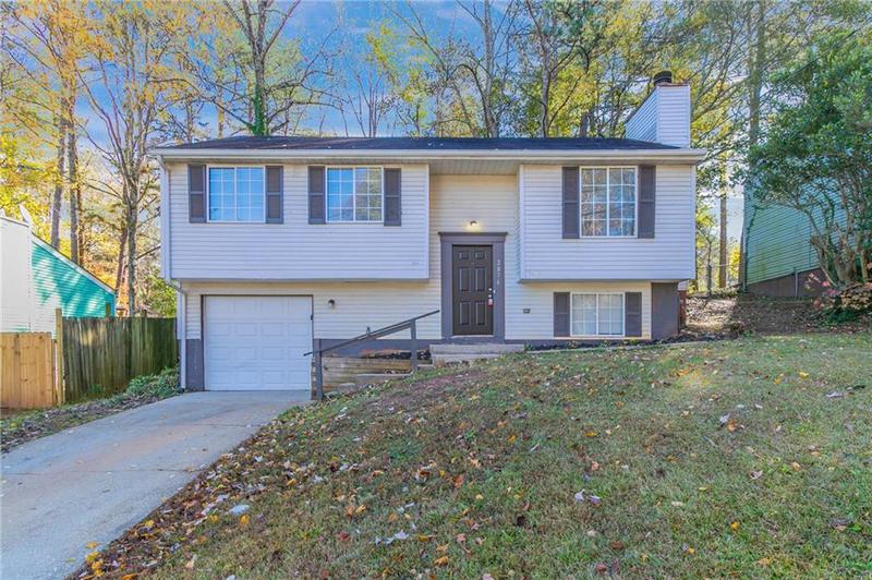 Image for property 2076 Scarbrough Drive, Stone Mountain, GA 30088