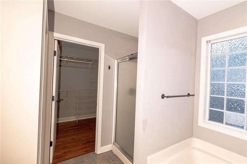 Image for property 132 Maloy Lane, Calhoun, GA 30701