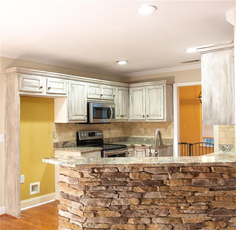 Image for property 132 Maloy Lane, Calhoun, GA 30701