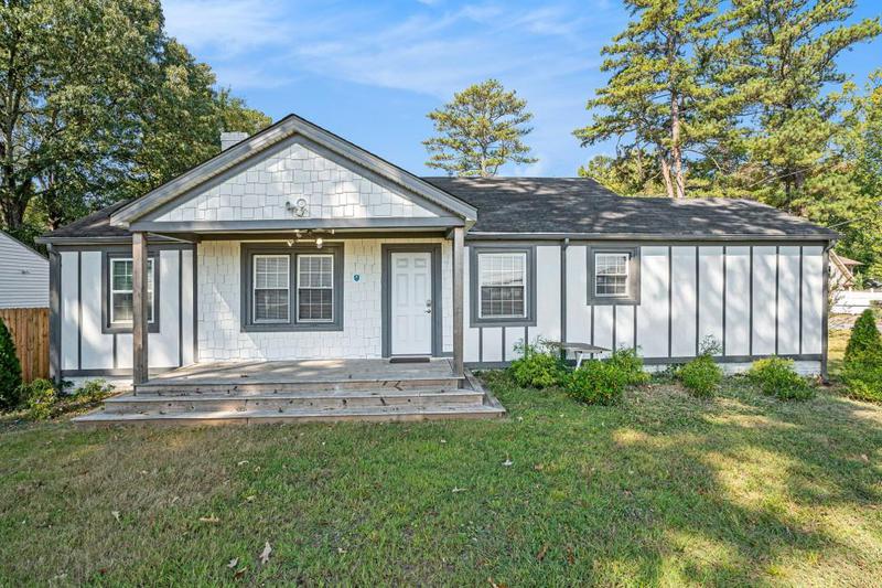 Image for property 3910 Clairmont Road, Atlanta, GA 30341