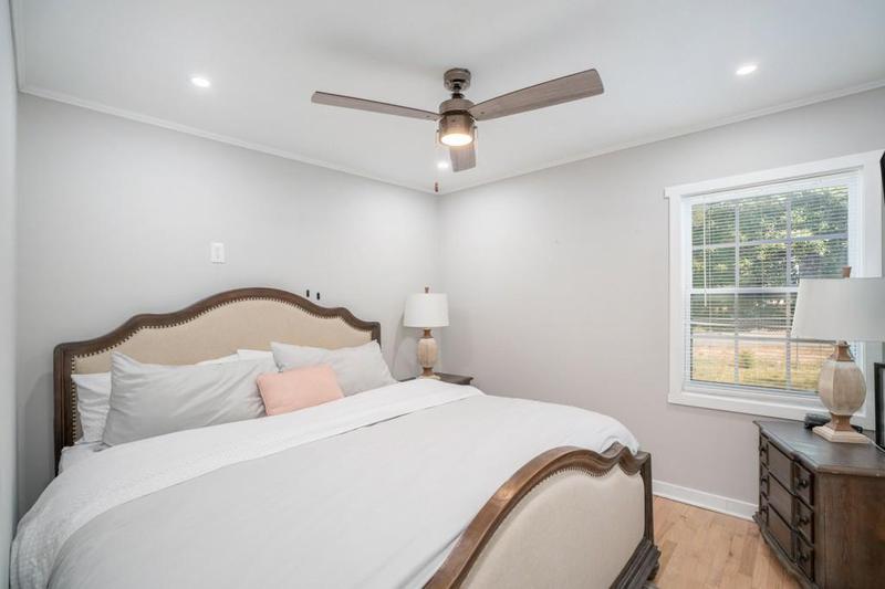 Image for property 3910 Clairmont Road, Atlanta, GA 30341
