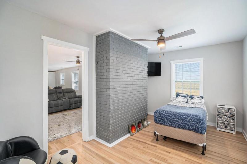 Image for property 3910 Clairmont Road, Atlanta, GA 30341