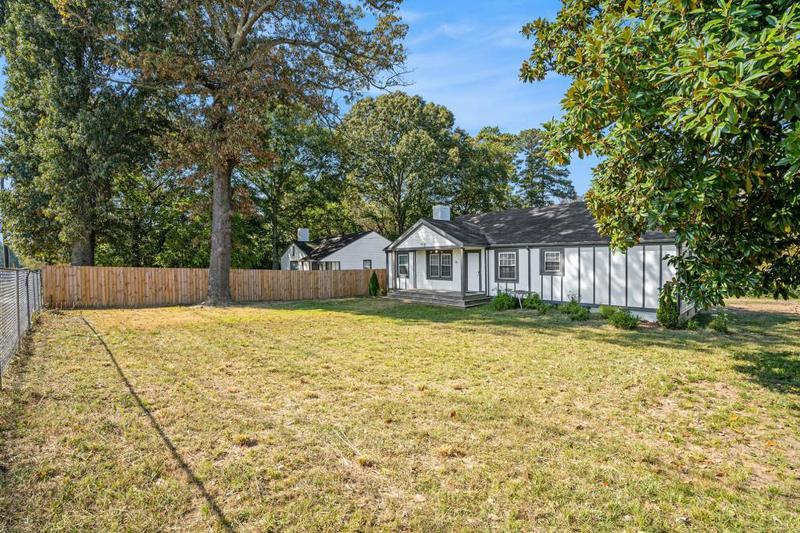 Image for property 3910 Clairmont Road, Atlanta, GA 30341