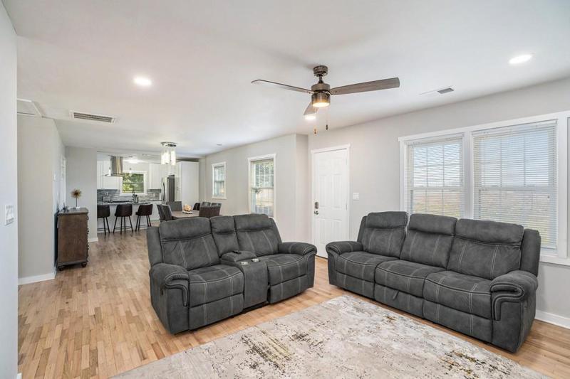 Image for property 3910 Clairmont Road, Atlanta, GA 30341