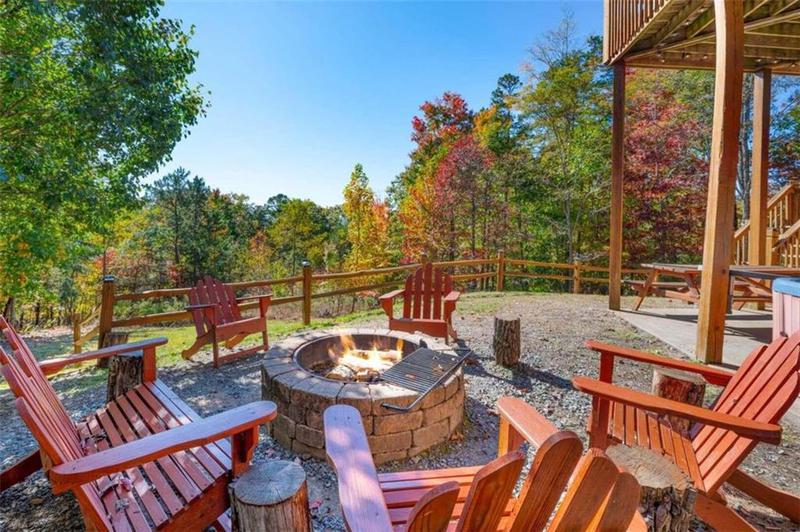Image for property 192 Oak Ridge Way, Morganton, GA 30560
