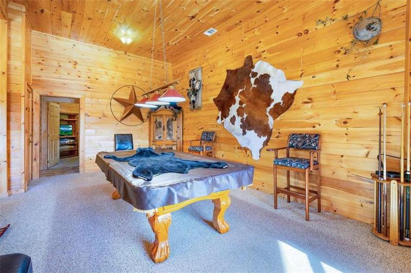 Image for property 192 Oak Ridge Way, Morganton, GA 30560