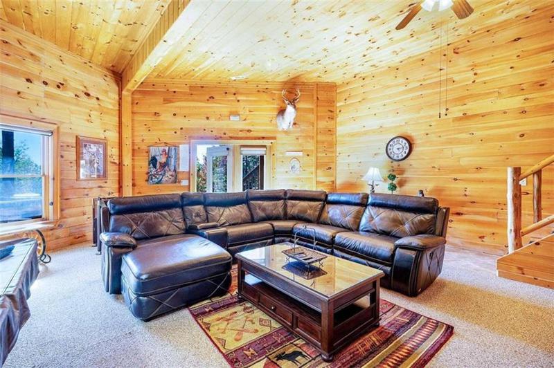 Image for property 192 Oak Ridge Way, Morganton, GA 30560