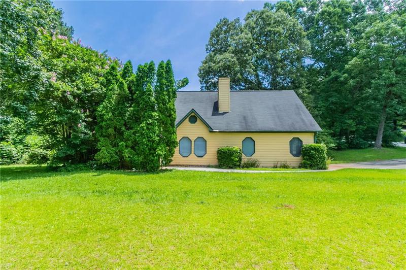 Image for property 10 Briarcliff Place, Stockbridge, GA 30281