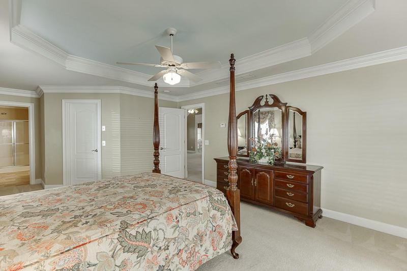 Image for property 905 Cruce Lake Drive, Hoschton, GA 30548