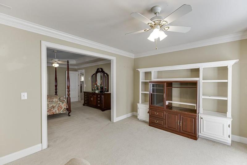 Image for property 905 Cruce Lake Drive, Hoschton, GA 30548