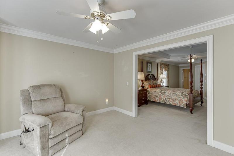 Image for property 905 Cruce Lake Drive, Hoschton, GA 30548
